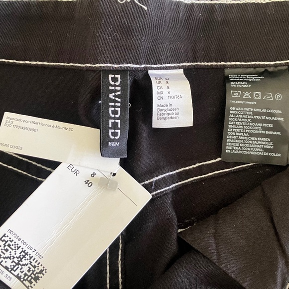 H&M 90s Baggy Cargo Jeans Black NWT Size 8 - Picture 6 of 8